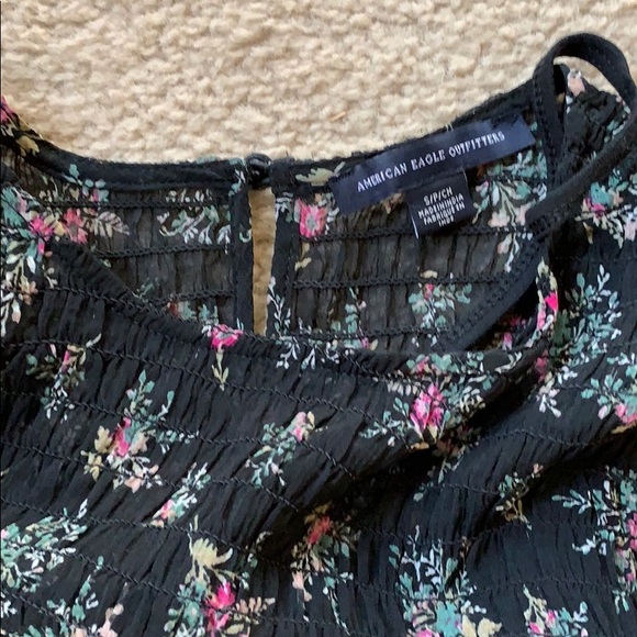 Floral bell sleeve top - Picture 3 of 3